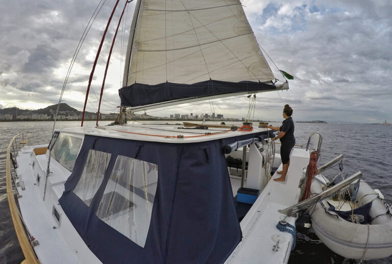 Passeio de Barco RJ - Barco 001